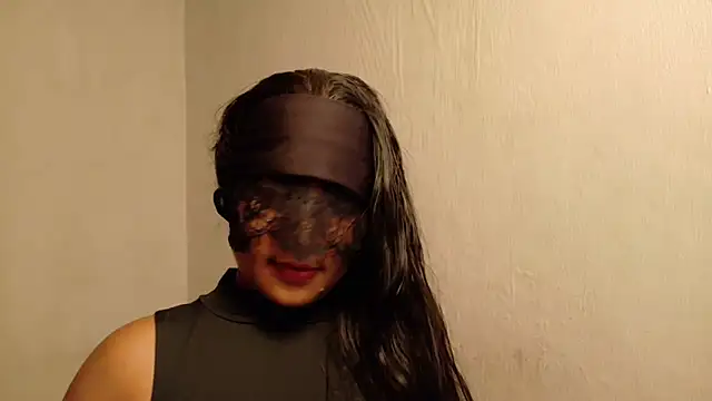 Take off my office clothes, bend forward, and shake my boobs like a cow. - βίντεο μοντέλου Cludi-New