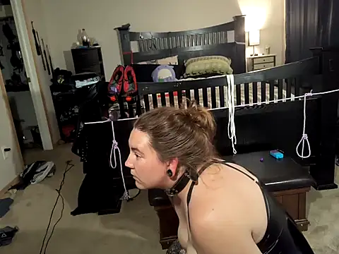 May 12th Face pounded with cock then a facial - watched by 3 spys - video by MacabreCouple cam model