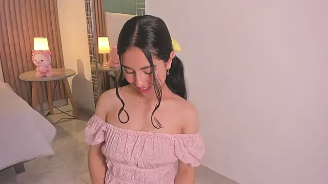 streaptaste and good show - video by iberiavega cam model