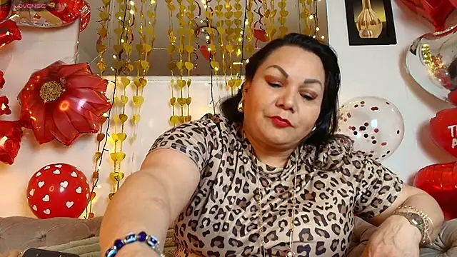 uhhh so hot - video by EllenaBoobs_ cam model