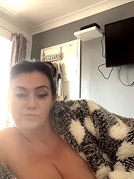 [25 Nov 12:46] Private Show - video by GoldenSquirter cam model