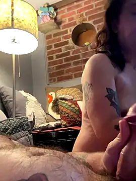 [21 Oct 16:28] Public Show - video của người mẫu cam tttttyta