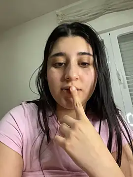 Long Pvt with double penetration - video của người mẫu cam SashaLuss_