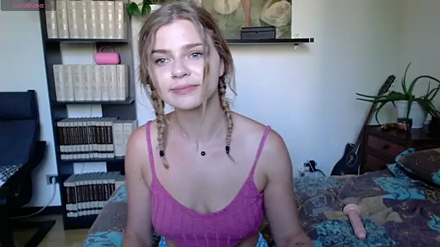 [29 Jun 11:38] Private Show - video by HaleyReedme cam model