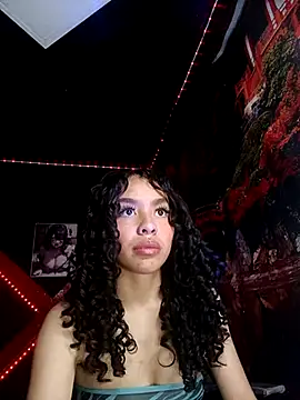 dance and dildo - video by Tracy_KS cam model