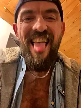 I smell the smelly briefs hard! 👃🏻🩲 - 視頻由 Rimmingtop 主播提供