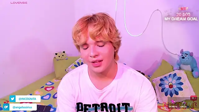 [10 Aug 17:59] Private Show - відео від вебкаммоделі adam_angelssss