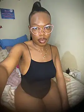 [25 Jul 02:01] Private Show - video by Thick_Lipped_Hottie cam model