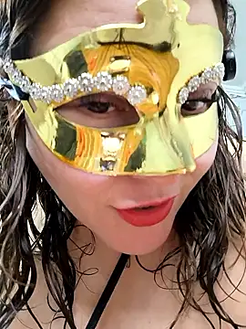 [14 Jan 19:10] Public Show - video av LilithVorn cam model