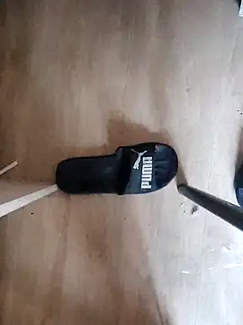 [24 Jul 10:58] Spy Show - vídeo de Mymycha34 modelo de câmara