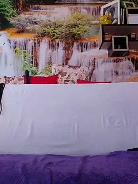 [18 Jul 15:22] Private Show - video van QueenPammy1 cam-model