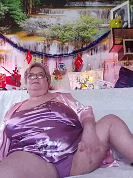 [18 Dec 15:02] Private Show - video van QueenPammy1 cam-model