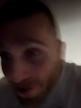 Naked strip, fingering my asshole with 3 fingers and suck those fingers on the end!!! At work!!!!!!! - video di trainwithme modella di cam