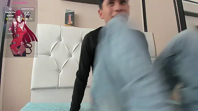 lick and smell Ethan's foot - video by Ethan_Westt cam model