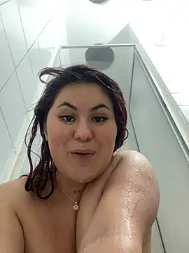 Private Show shower and fucked - video by EmmaParedes cam model