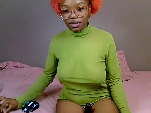 [11 Apr 17:09] Private Show - video by YummyMelanin117 cam model