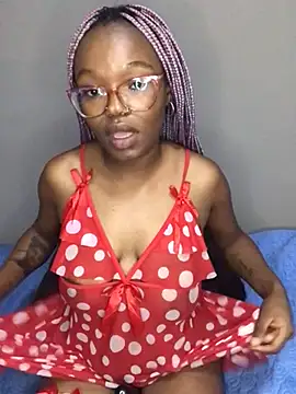 dildo fuck,orgasm and squirting 4times - video by YummyMelanin117 cam model
