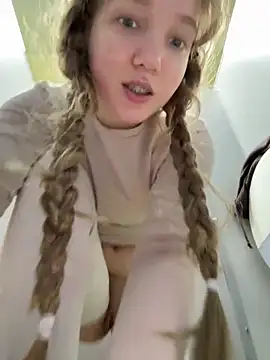 🏀squirt in men's public toilet with door open🏀 - part of ticket show - video by bambi_lu cam model