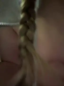 🚎get naked in the tram + squirt in public transport🚎 - video by bambi_lu cam model