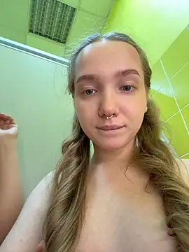 💕Kate and Lulu lick n suck each other boobs💕 - vídeo de bambi_lu modelo de câmara