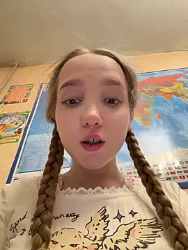 squirt on chair in school classroom📖💦 - video by bambi_lu cam model