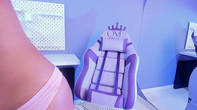 A rich, very horny blowjob