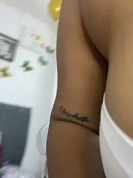 finger in the pussy, full cream - video by Chloee_Secret cam model
