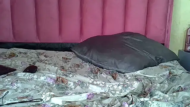 lets squrt - video by FunkyChubby01 cam model