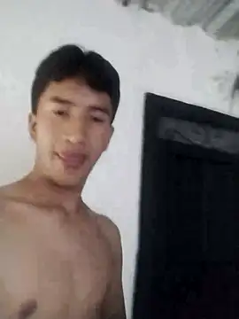 Show Golden - video by Veronyca_shelby cam model