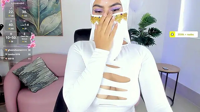 sexy nude 💕 - video by kylie_soraya cam model