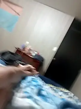 [24 Dec 20:34] Public Show - ক্যাম মডে ল luuiss12-এর ভিডিও