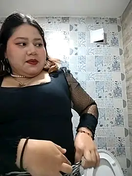 Fingering in a public bathroom (Outdoor) - video by Paprika_ cam model