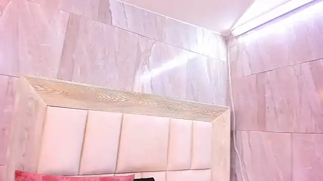 Blowjob and Deepthroat - video by ZoeMorris cam model