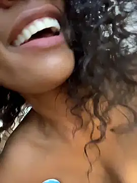 un coño muy mojado - video của người mẫu cam SweetCheeksXXX