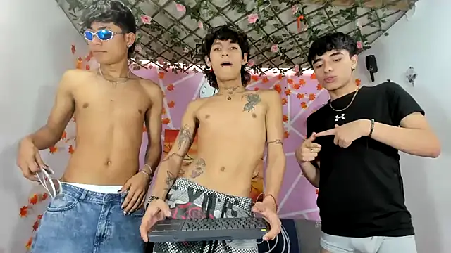 SHOW FUCK AND CUM - vidéo du modèle de showcams Bastian_boyshot77