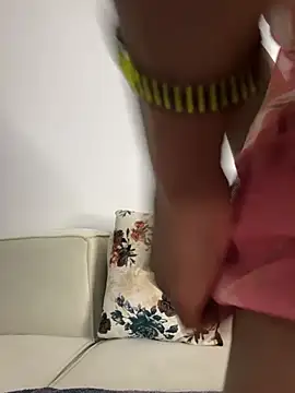 deepthroat,fingerfucking💋with lots of 💦 - video by Lil-shawrie cam model