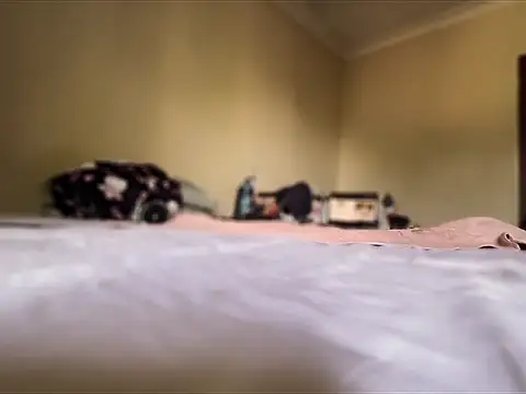 [9 Nov 07:30] Public Show - video by BubbleButt_SlutX cam model