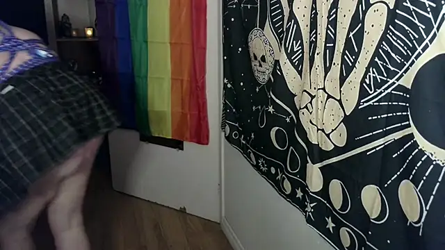 Shabari Boobs and monster dildo ride with dildo in my mouth - video oleh model kamera Kinky_Witch