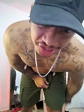 [26 Jul 09:03] Private Show – видео вебкам-модели David_tatto1