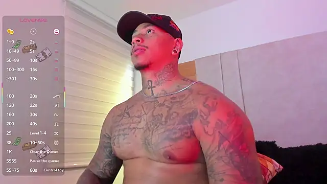 [23 Aug 20:45] Private Show – видео вебкам-модели David_tatto1