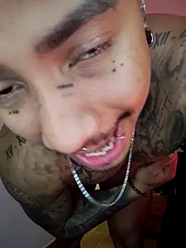 [23 Oct 23:06] Private Show – видео вебкам-модели David_tatto1