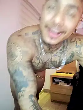 [24 Oct 00:03] Private Show – видео вебкам-модели David_tatto1