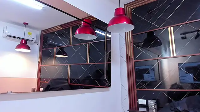 Hey - video di HannyThompson modella di cam