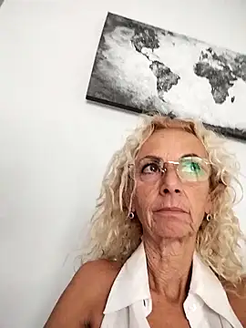 [10 Sep 11:03] Private Show - video av clarabell4 cam model