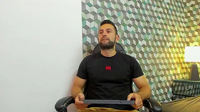 Just a good tease ;) - video van Nacho_Masters cam-model