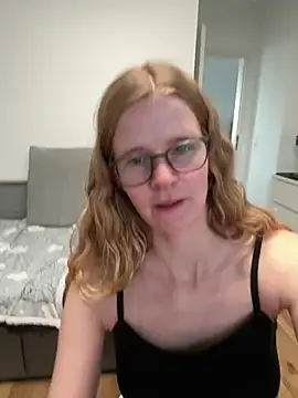 Privatshow Anal aktiv und Passiv - Dildo und Strapon Gleichzeitig! - clip cu Bikergirl_97