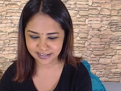 [15 Jun 21:17] Private Show - video by IndiaSexyStripper4u cam model