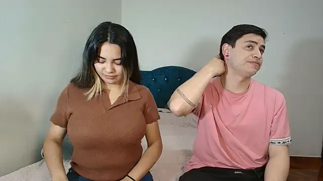 I play with tits😍😈