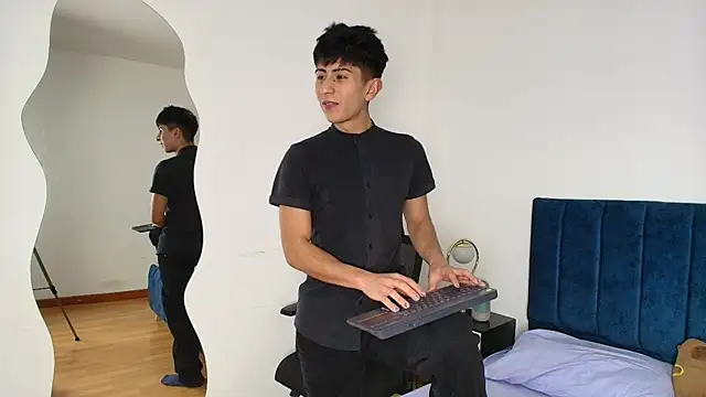 🍆🍆 - video by Andy_Justgame cam model