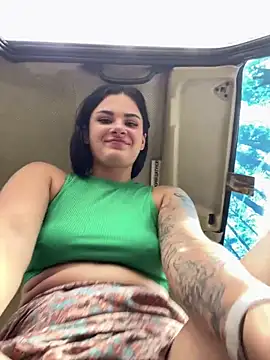 💦Squirting in the car💦– MiraReach kameramodell videója